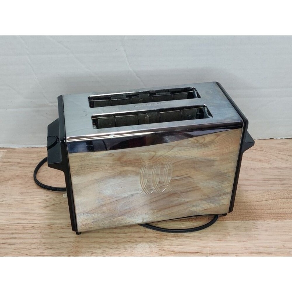 Vintage Toastmaster Model B700B 2-Slice Pop Up Toaster Chrome Tested Works 70s - Picture 3 of 9